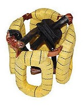 25873